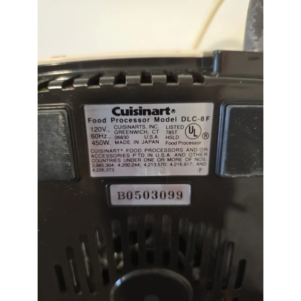 Cuisinart DLC-8F 11 Cup Food Processor Motor Base Only Tested Works Great